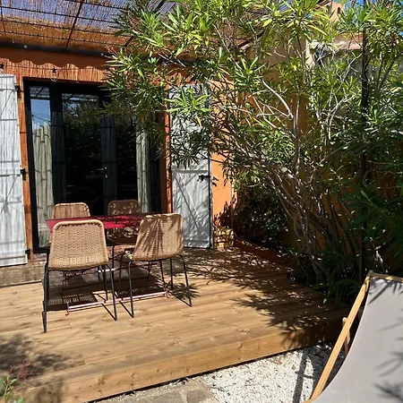 펜션 Petite Maison Cocooning A Les Mimosas