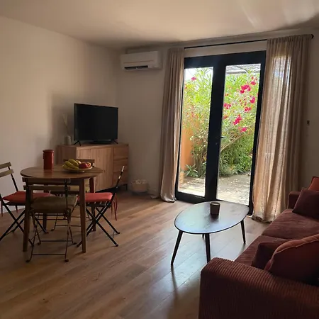 Petite Maison Cocooning A Les Mimosas 펜션 봄레미모사